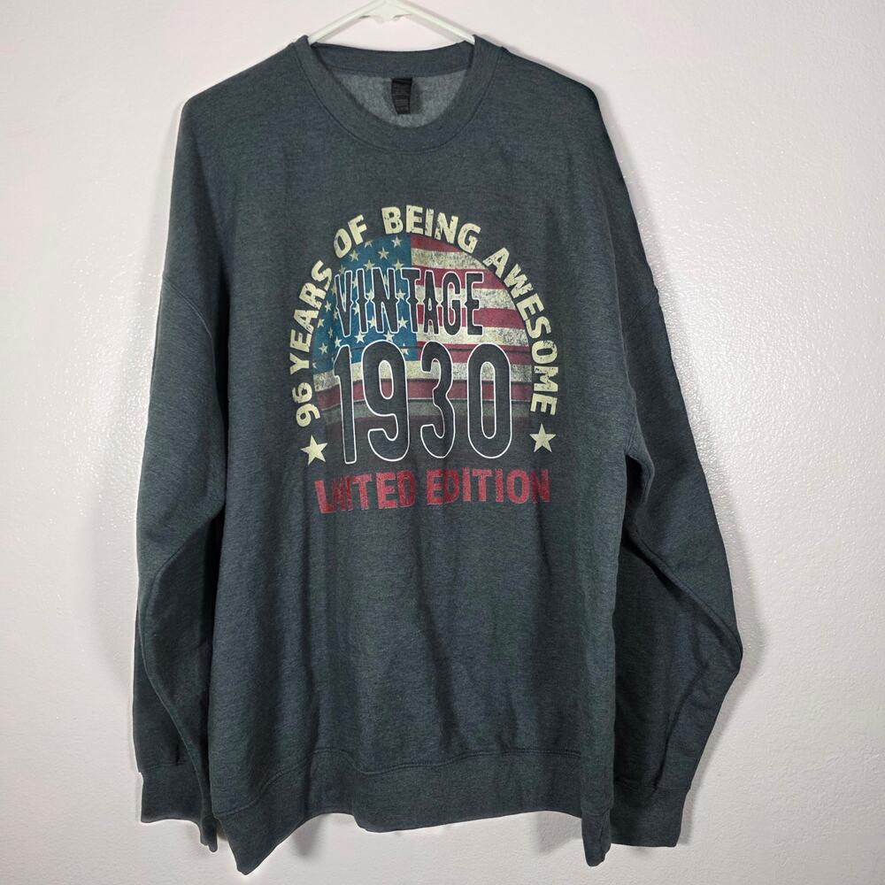Gildan Vintage 1930 96 Years of Being Awesome Graphic 2XL Mens